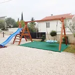 Apartament In - Paklenica Riviera 46333 Maslenica