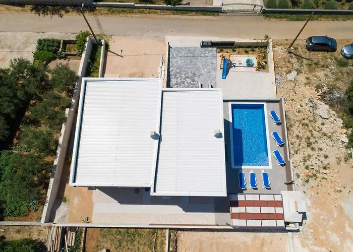 In - Paklenica Riviera 46333