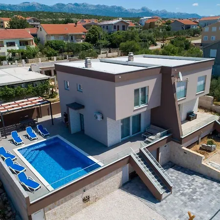 Apartment In - Paklenica Riviera 46333 Maslenica